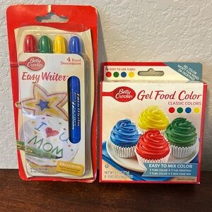 Betty Crocker Food decorating sets - new